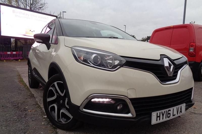 Cream Used 2016 Renault Captur Dynamique SUV | £4,490 (Good price) - Image 1/1