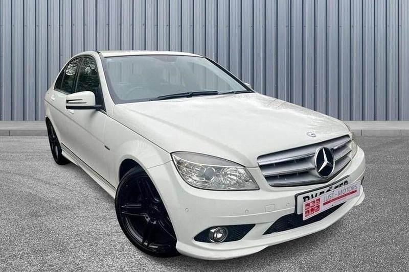 White Used 2009 Mercedes C250 Sedan | £3,995 (Good price) - Image 1/1