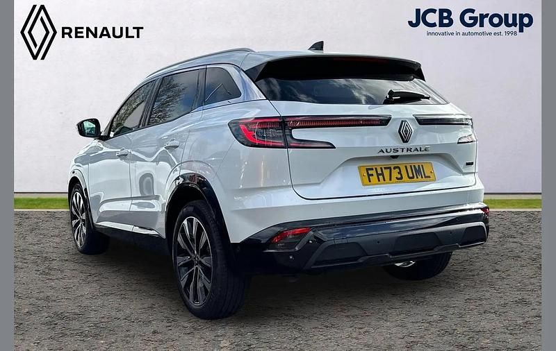 Begagnad Renault Austral Techno 200 HK (147 kW) 2024 Vit SUV