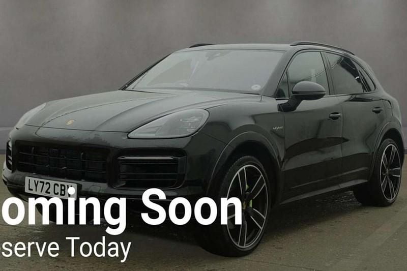 Used 2022 Porsche Cayenne S E-Hybrid Platinum Edition SUV | £66,900 (Expensive) - Image 1/1