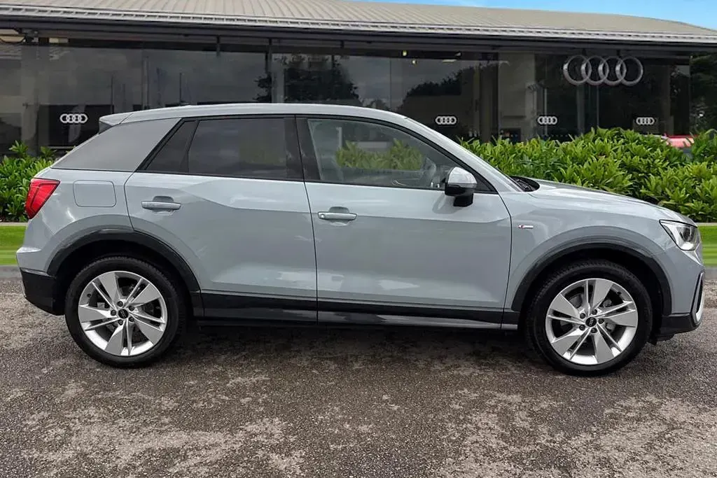 Used Audi Q2 S-Line 150 HP (110 kW) 2023 Grey SUV