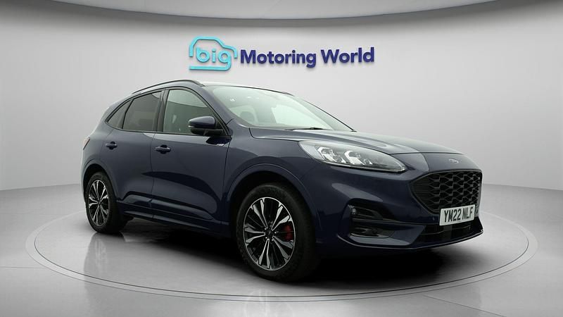 Used 2022 Ford Kuga ST-Line X SUV | £18,288 (Fair price) - Image 1/4