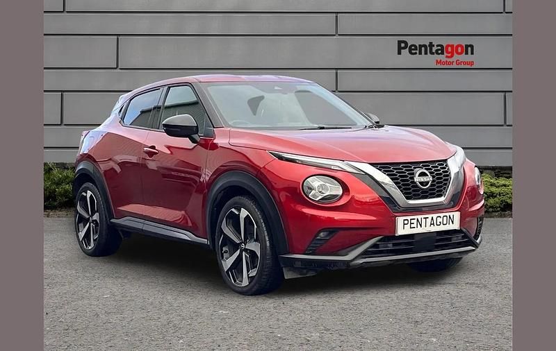 Used Nissan Juke Tekna 112 HP (82 kW) 2022 Red SUV