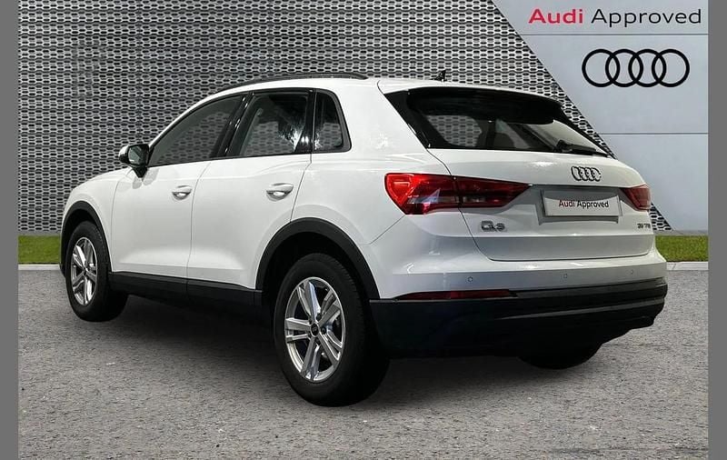 Used Audi Q3 Design 150 HP (110 kW) 2022 White SUV