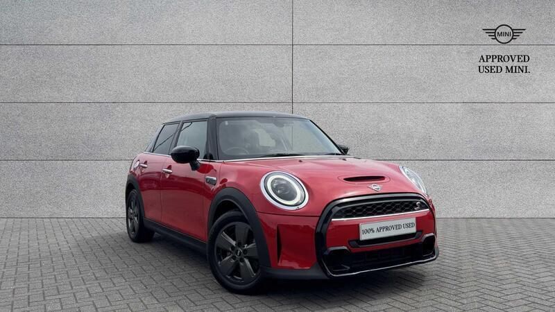 Red Used 2022 Mini Cooper S Classic Hatchback | £17,472 (Super price) - Image 1/4