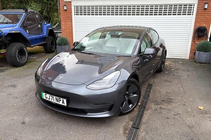 Grey Used 2021 Tesla Model 3 Long Range AWD Sedan | £15,950 (Fair price) - Image 1/1