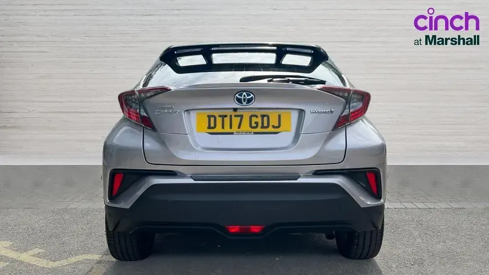 Used Toyota C-HR 122 HP (89 kW) 2017 Silver SUV