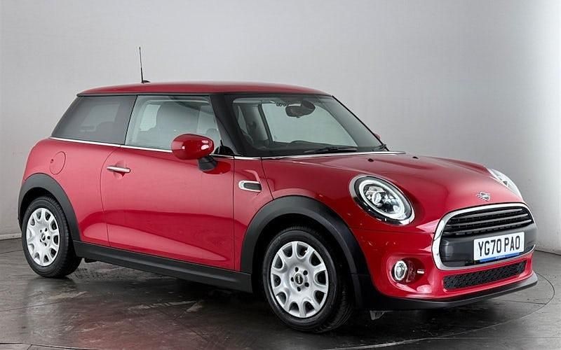 Used Mini ONE Classic 102 HP (75 kW) 2020 Red Hatchback