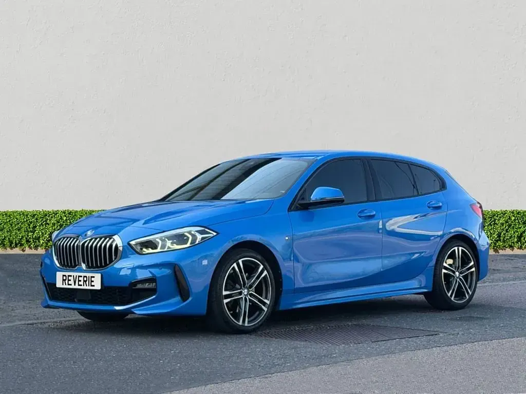 Used BMW 118 M Sport 136 HP (100 kW) 2022 Blue Hatchback