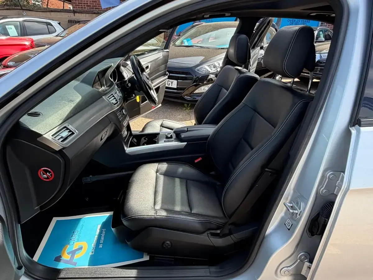 Used Mercedes E220 Premium 2016 Silver Sedan