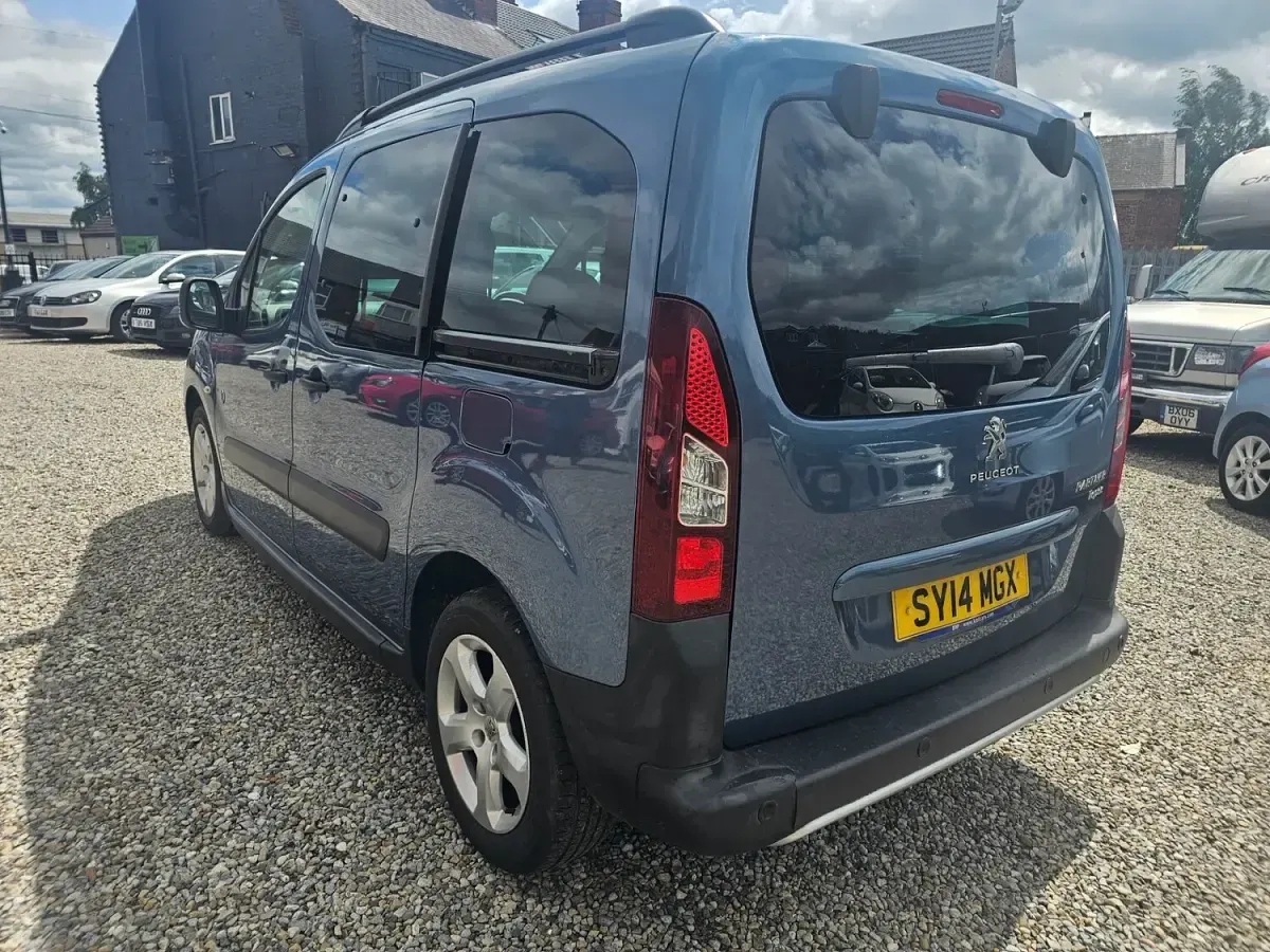 Used Peugeot Partner Tepee Outdoor 2014 Blue MPV
