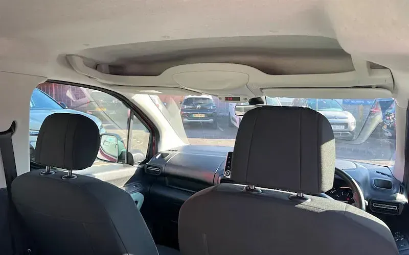 Used Citroën Berlingo Feel 110 HP (80 kW) 2019 Red MPV