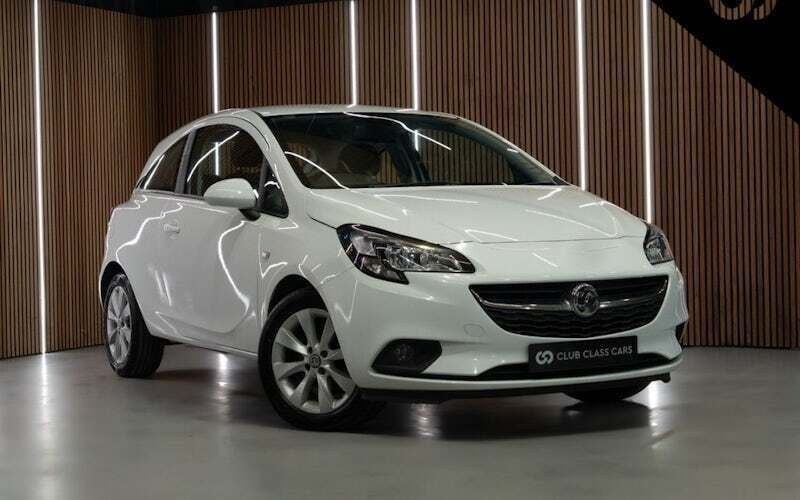 White Used 2017 Vauxhall Corsa Hatchback | £4,995 (Fair price) - Image 1/4
