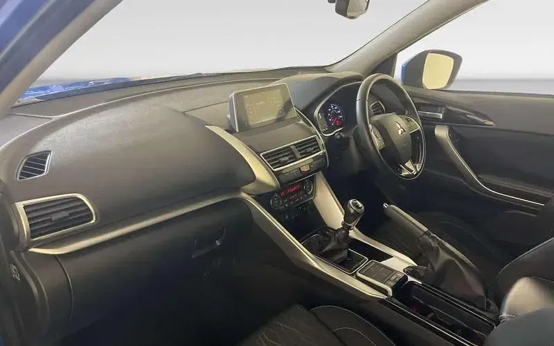 Used Mitsubishi Eclipse Cross 163 HP (119 kW) 2019 Blue SUV