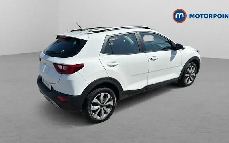 Used Kia Stonic 101 HP (74 kW) 2023 White SUV