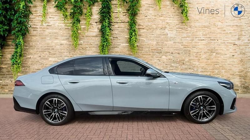 Used BMW 520 M Sport 205 HP (150 kW) 2025 Grey
