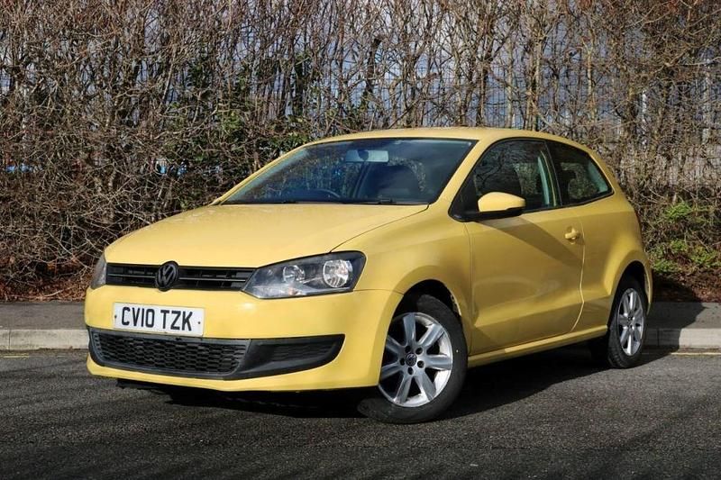 Used VW Polo SE 85 HP (62 kW) 2010 Yellow Hatchback