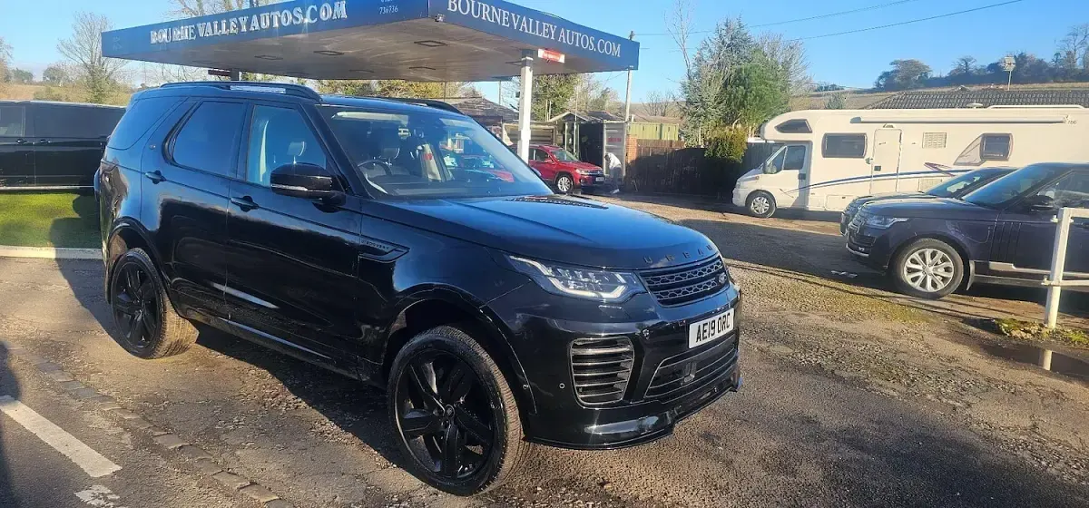 Used Land Rover Discovery HSE 306 HP (225 kW) 2019 Black SUV