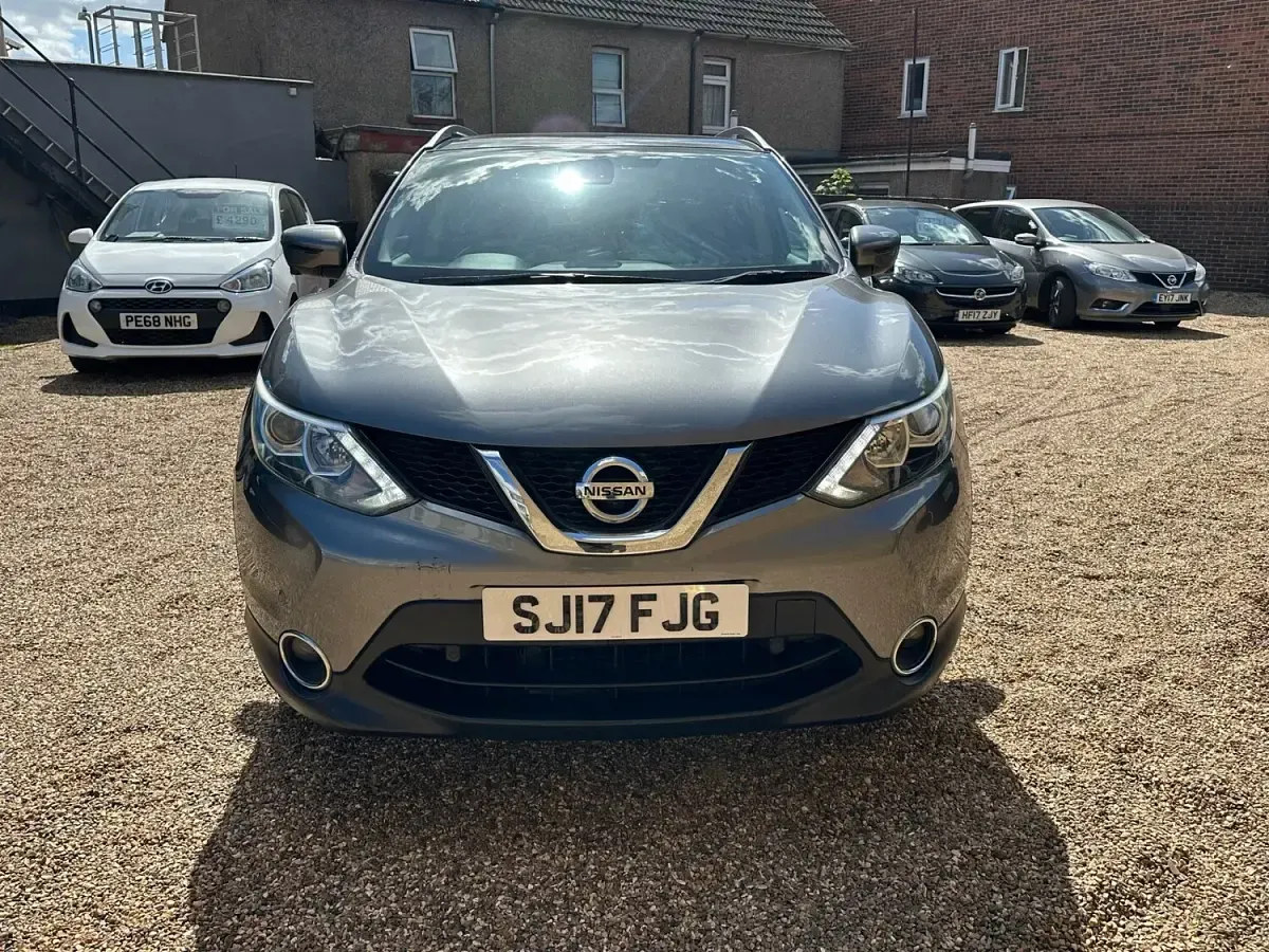 Used Nissan Qashqai N-Connecta 2017 Grey SUV
