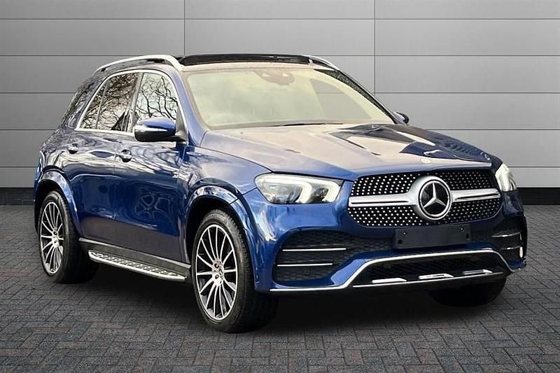 Used Mercedes GLE300 AMG line 245 HP (180 kW) 2021 Brilliant blue Estate