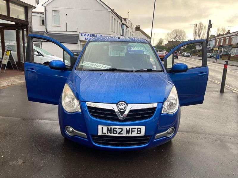 Used Vauxhall Agila 94 HP (69 kW) 2012 Blue MPV