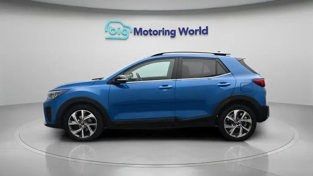 Used Kia Stonic GT-Line 118 HP (86 kW) 2022 Blue SUV