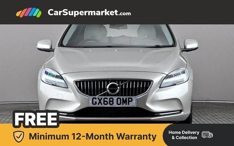 Used Volvo V40 Inscription 152 HP (111 kW) 2018 Gold Hatchback