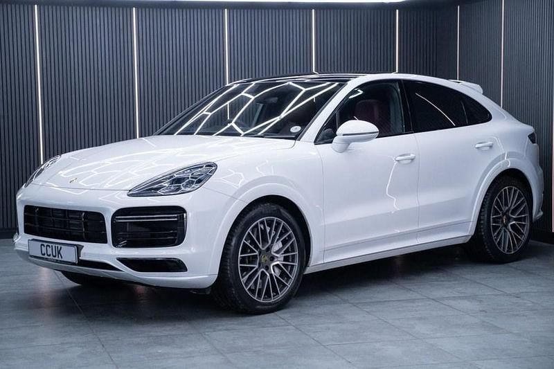 Used Porsche Cayenne Turbo 550 HP (404 kW) 2019 White SUV