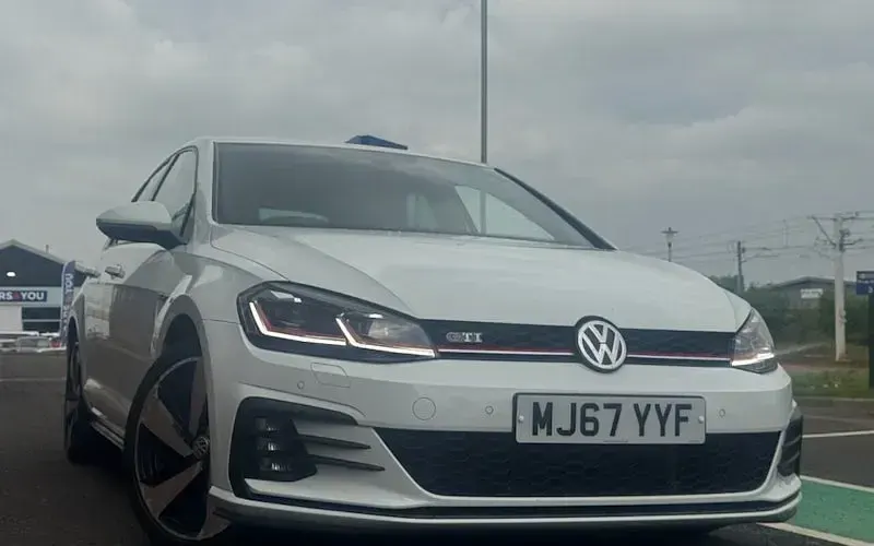 Used VW Golf VII GTI 230 HP (169 kW) 2017 Hatchback