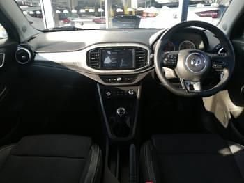 Used MG MG3 Exclusive 106 HP (77 kW) 2024 Black Hatchback