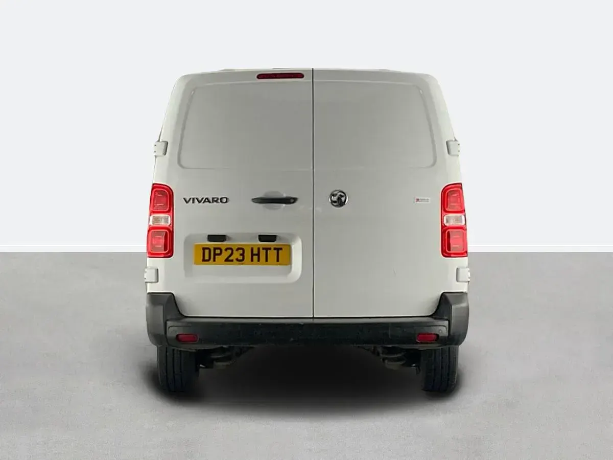 Used Vauxhall Vivaro 100 HP (73 kW) 2023 White MPV