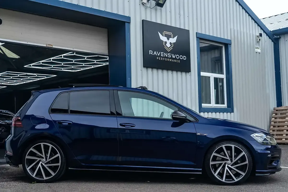 Used VW Golf VII R 300 HP (220 kW) 2019 Blue Hatchback