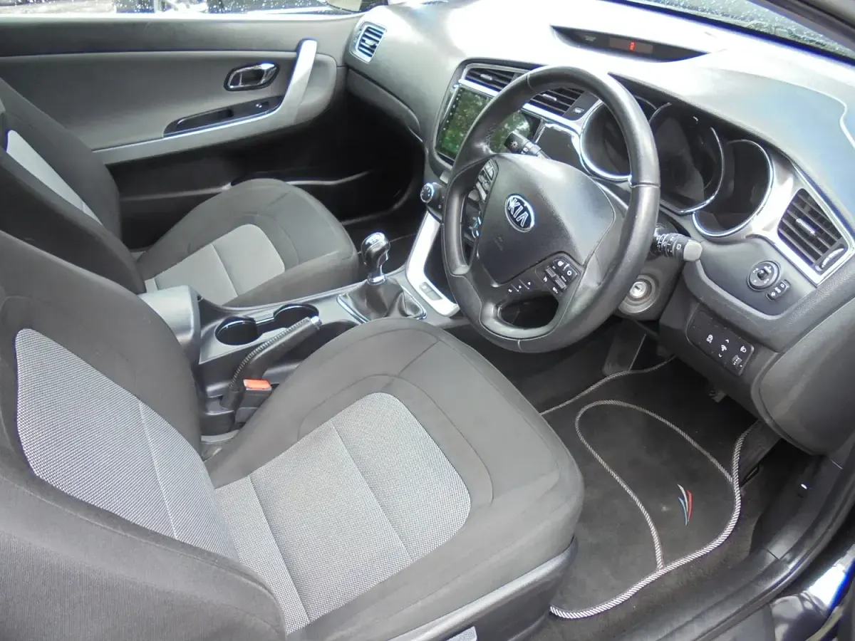 Used Kia ProCeed 204 HP (150 kW) 2018 Black Hatchback