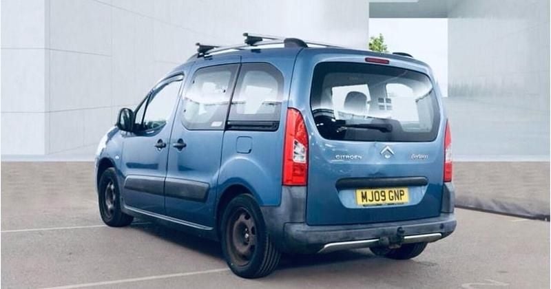 Used Citroën Berlingo XTR 90 HP (66 kW) 2009 Blue MPV