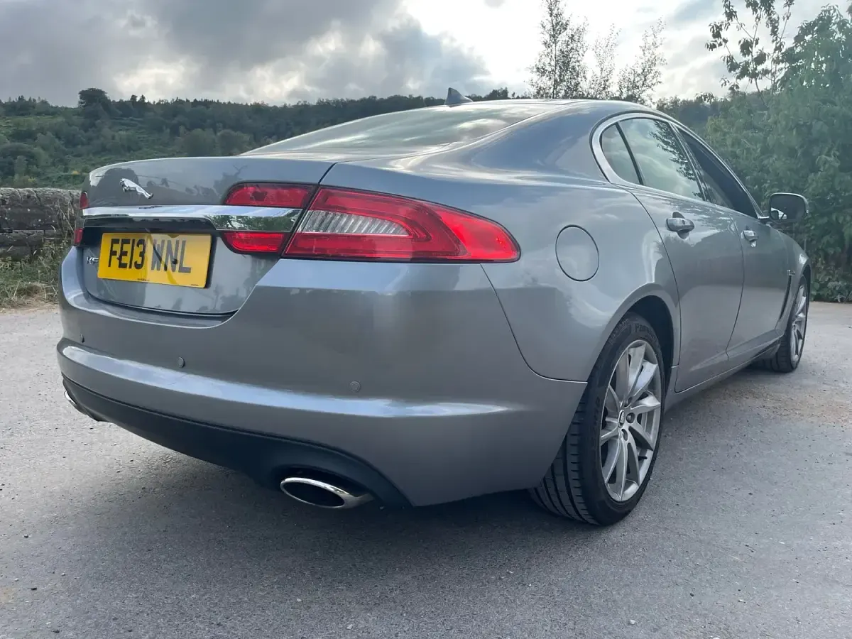 Used Jaguar XF Premium Luxury 241 HP (177 kW) 2013 Grey Sedan