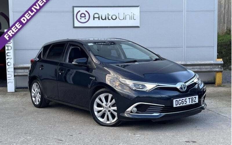 Grey Used 2015 Toyota Auris Hybrid Hatchback | £10,790 (Fair price) - Image 1/4
