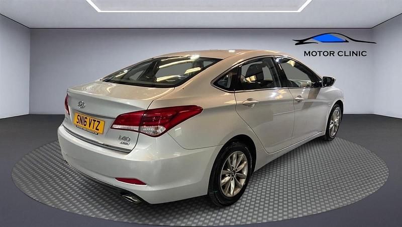 Used Hyundai i40 115 HP (84 kW) 2016 Silver Sedan