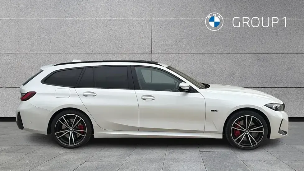 Used BMW 330 M Sport 288 HP (211 kW) 2022 White Estate