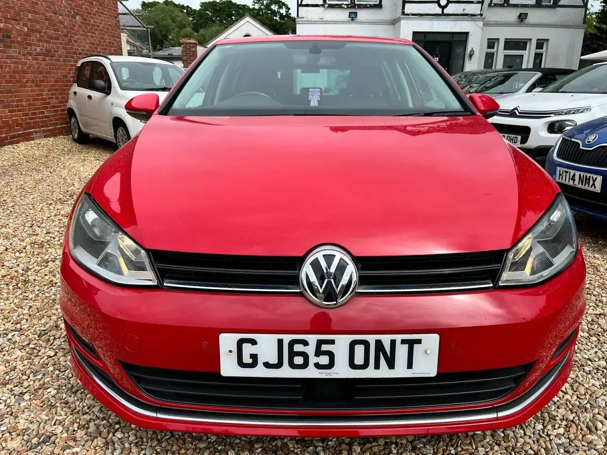 Used VW Golf VII GT 150 HP (110 kW) 2015 Red Hatchback