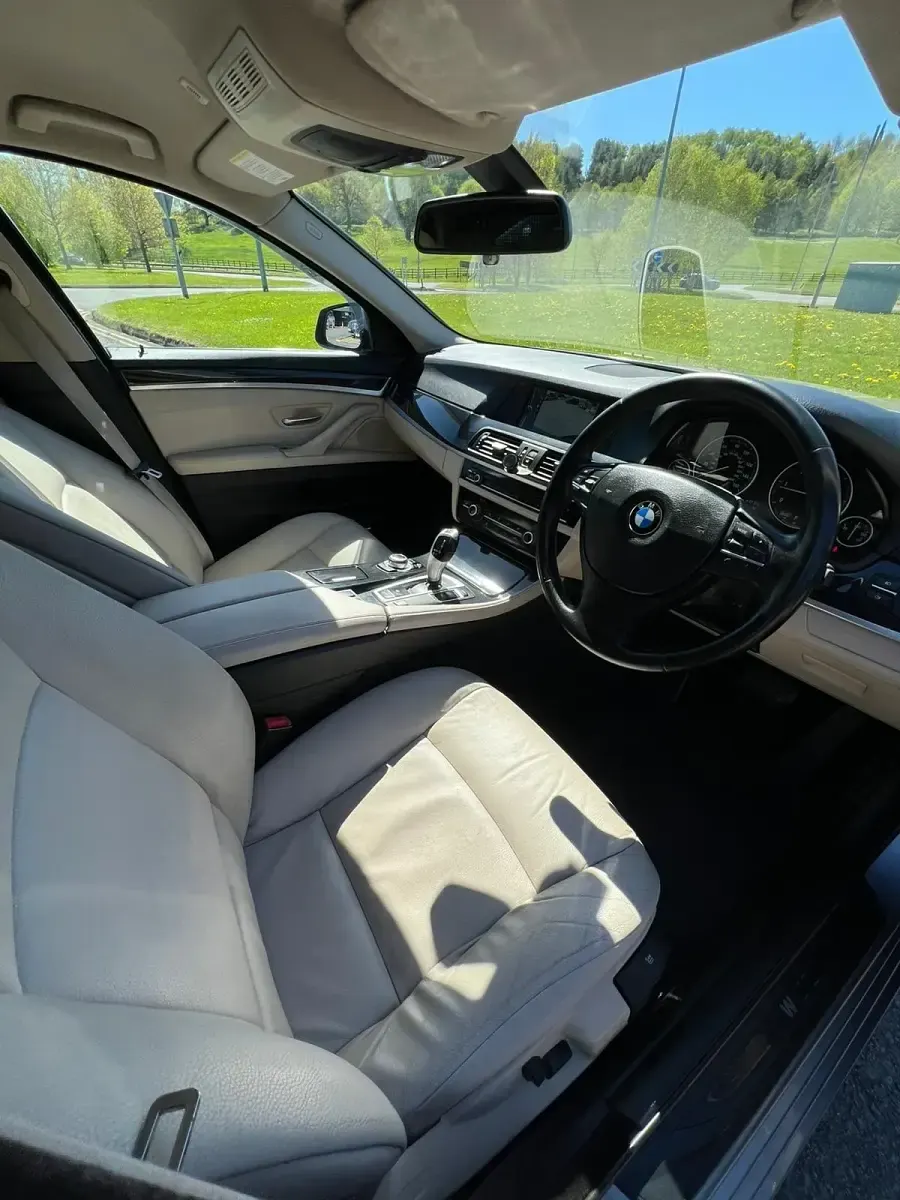 Begagnad BMW 520 Comfort Edition 2012 Grå Kombi