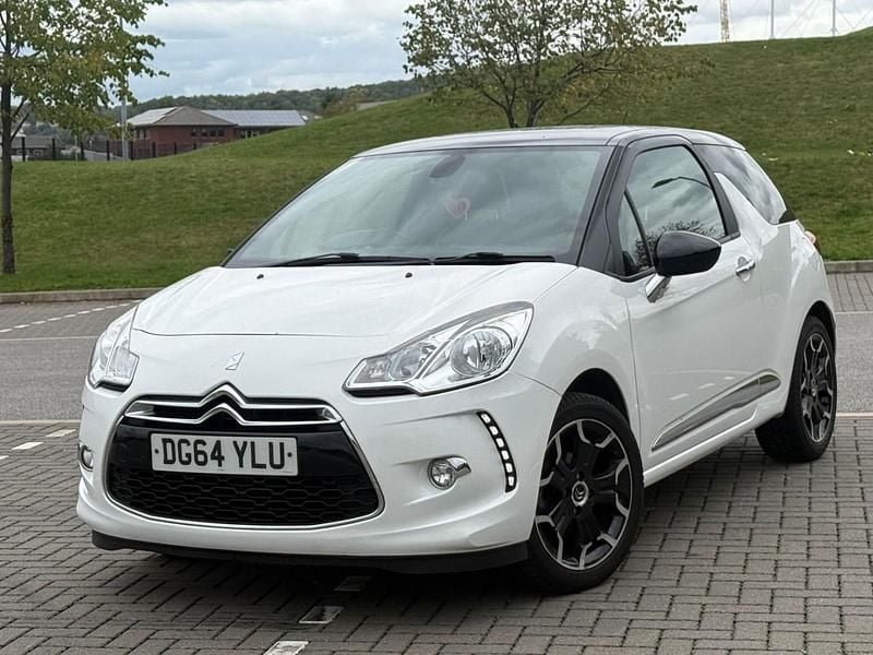 White Used 2014 Citroën DS3 Hatchback | £2,490 (Good price) - Image 1/4