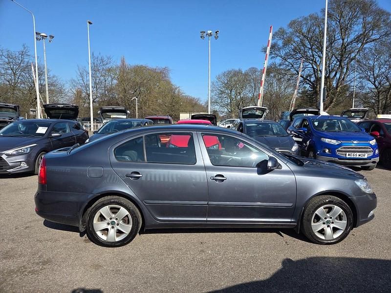 Used Skoda Octavia Elegance 158 HP (116 kW) 2011 Grey Hatchback