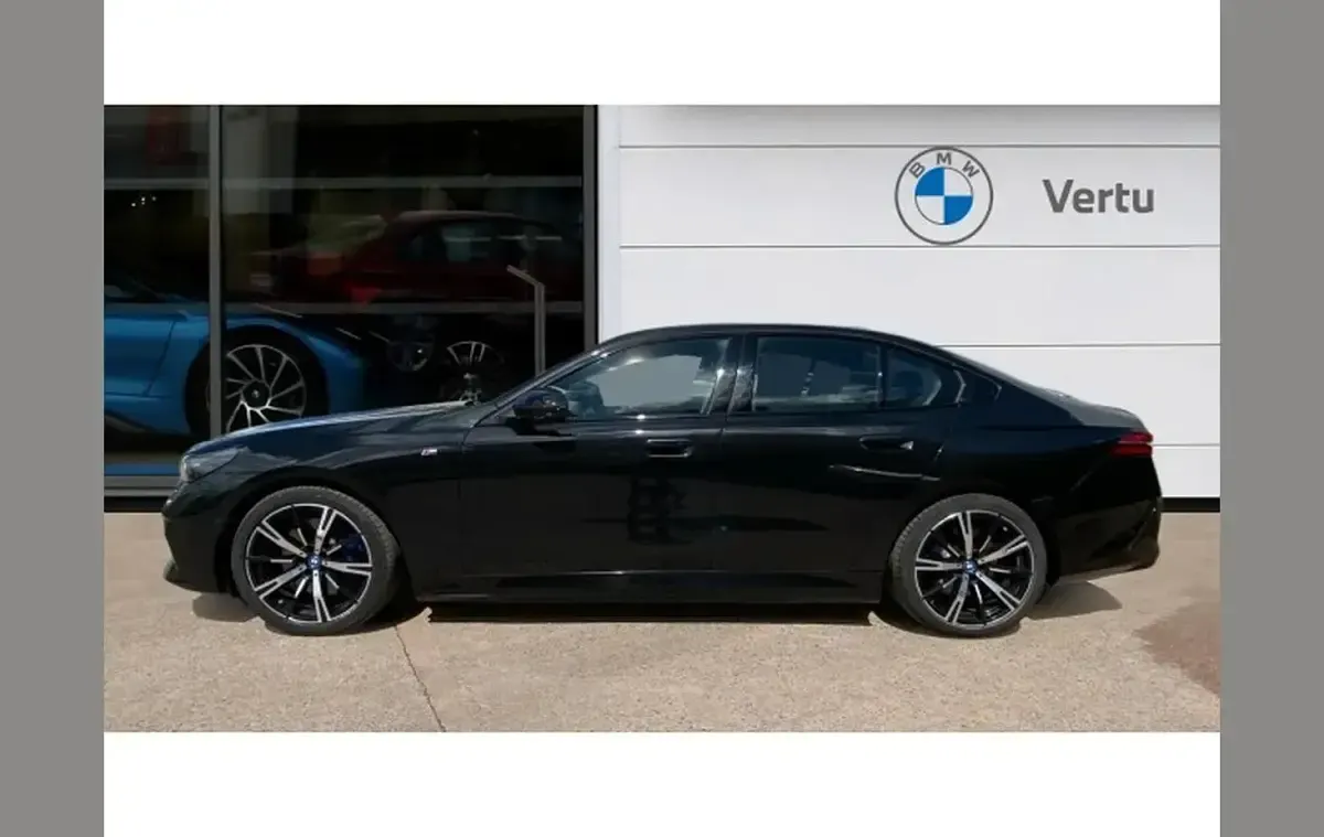 Used BMW i5 M Sport 245 kW (334 HP) 2024 Black Sedan