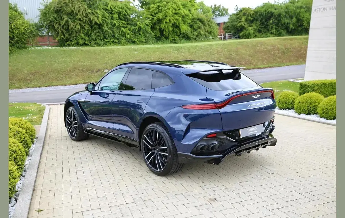 Used Aston Martin DBX 707 697 HP (512 kW) 2023 Blue SUV