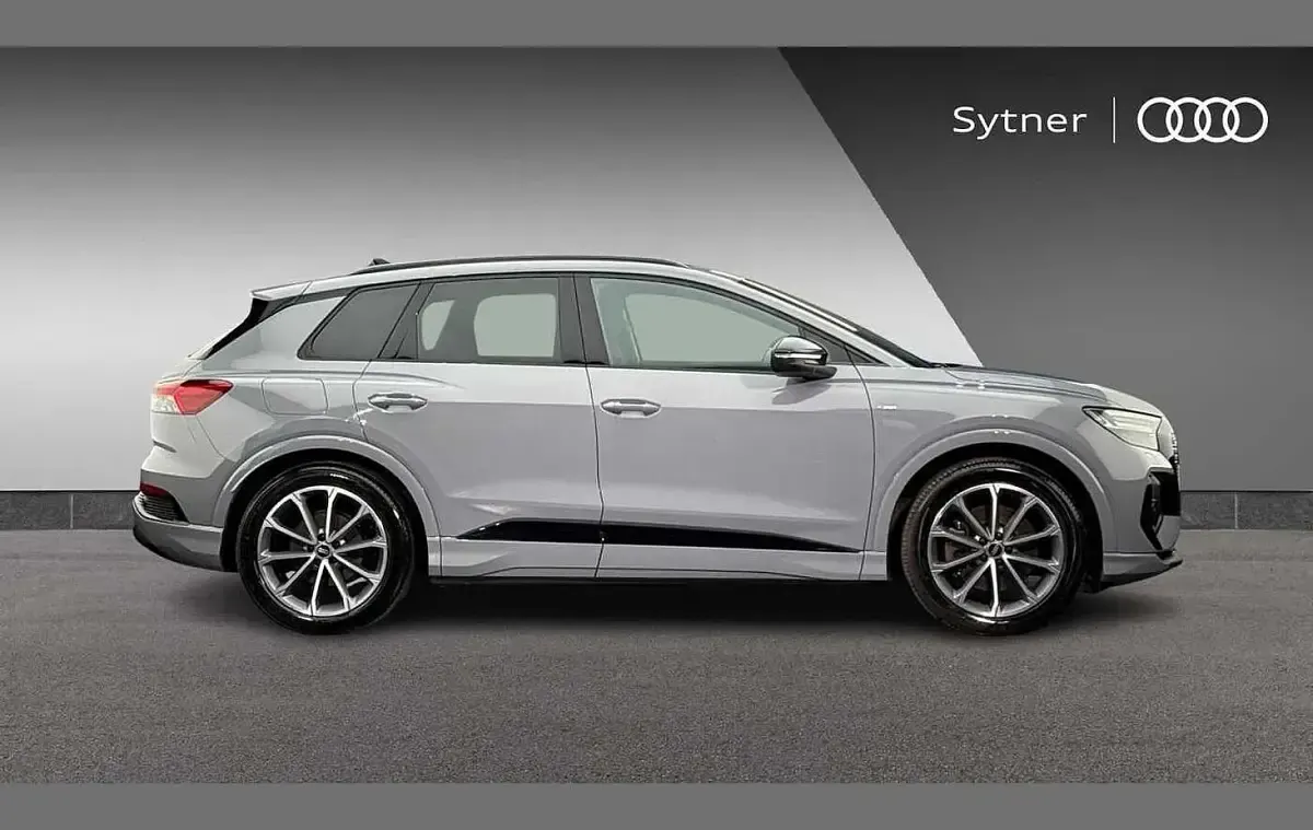Used Audi Q4 e-tron Comfort 150 kW (204 HP) 2023 Grey SUV