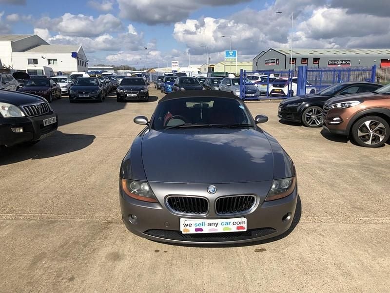 Begagnad BMW Z4 Performance 2003 Grå Cab