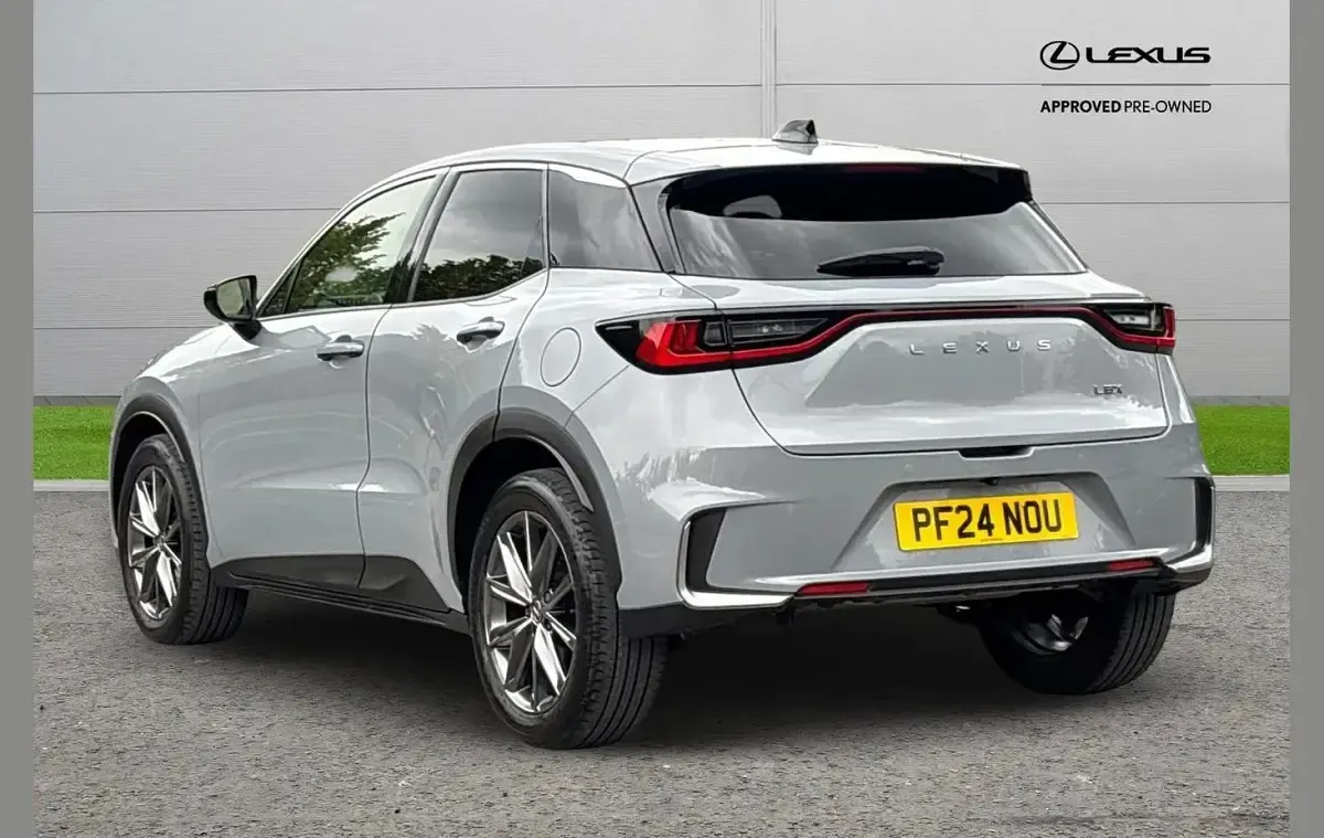 Used Lexus LBX 136 HP (100 kW) 2024 Grey SUV