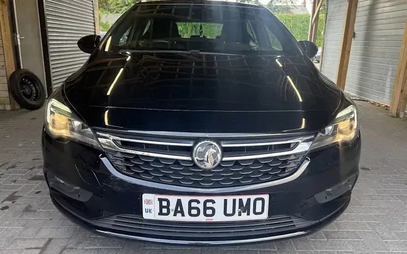 Used Vauxhall Astra SRi 150 HP (110 kW) 2019 Hatchback