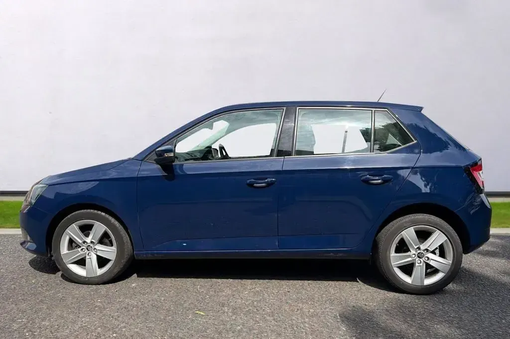 Used Skoda Fabia SE L 95 HP (69 kW) 2018 Blue Hatchback