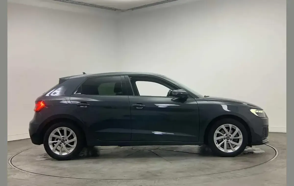 Used Audi A1 Sport 108 HP (79 kW) 2022 Grey SUV